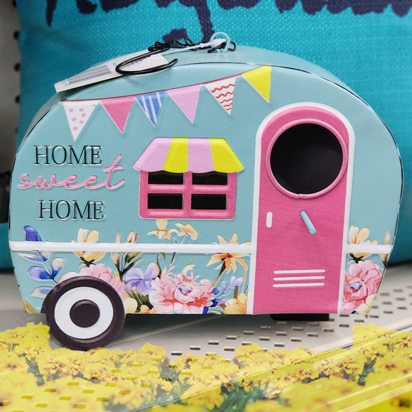 Metal Birdhouse Campers, Ladybug, Sunflower, Bee - Picture 3 of 8